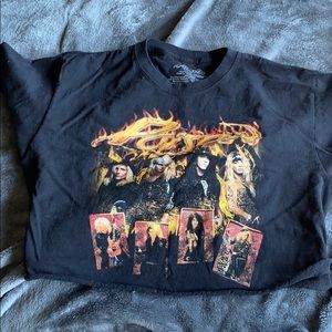 cropped poison tshirt